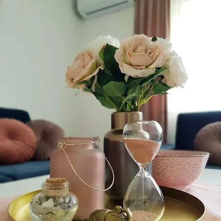 Apartman Sweets شقة *